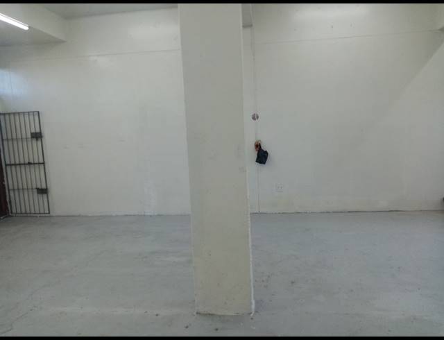 72M² RETAIL TO LET IN HAVENSIDE